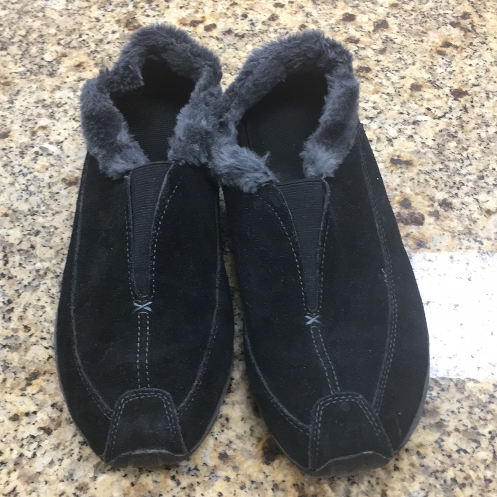 Women’s slip on shoes